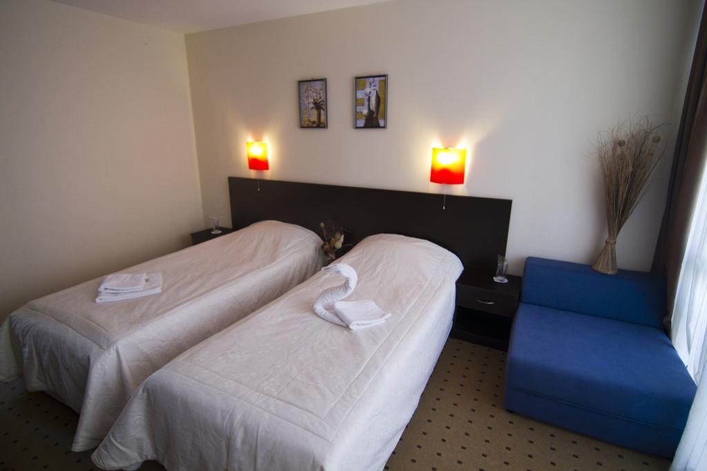 סבטי ולאס Tropics Hotel מראה חיצוני תמונה