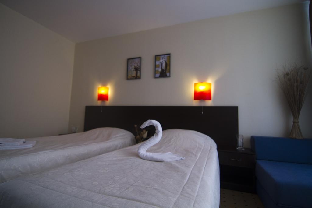 סבטי ולאס Tropics Hotel מראה חיצוני תמונה