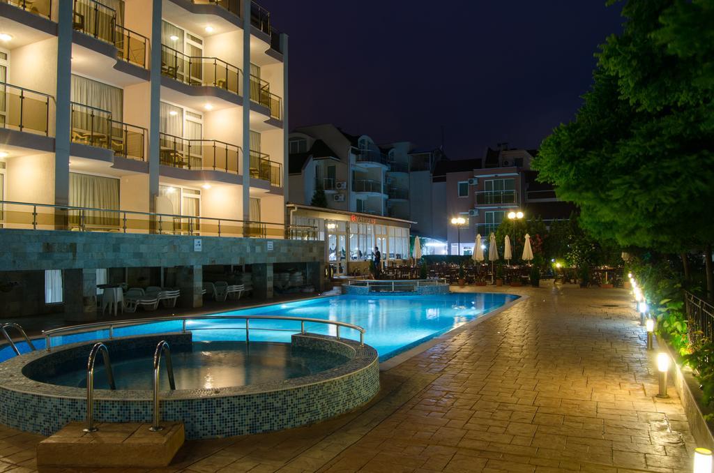 סבטי ולאס Tropics Hotel מראה חיצוני תמונה