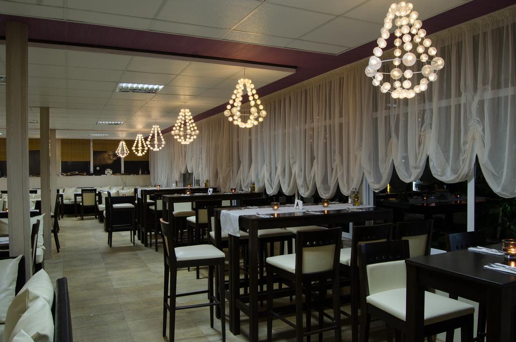 סבטי ולאס Tropics Hotel מראה חיצוני תמונה