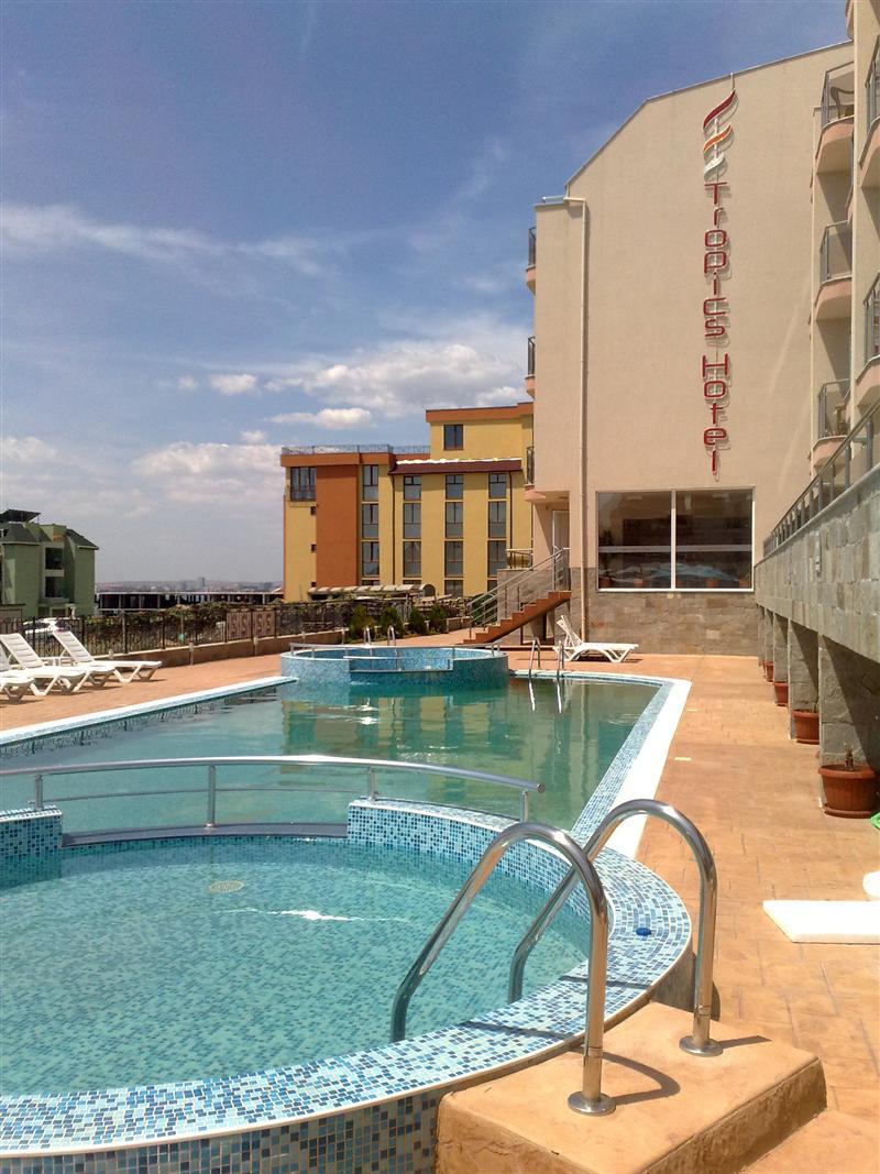 סבטי ולאס Tropics Hotel מראה חיצוני תמונה