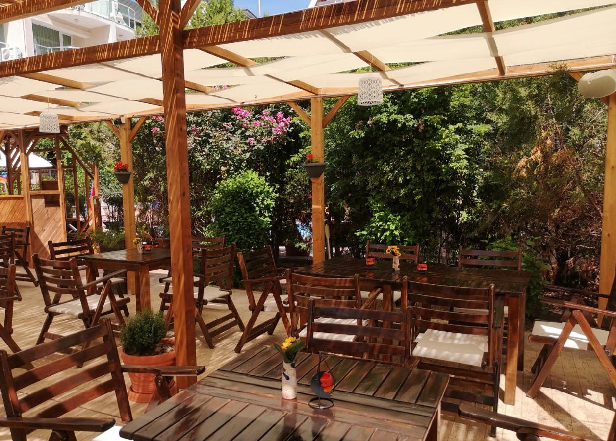 סבטי ולאס Tropics Hotel מראה חיצוני תמונה
