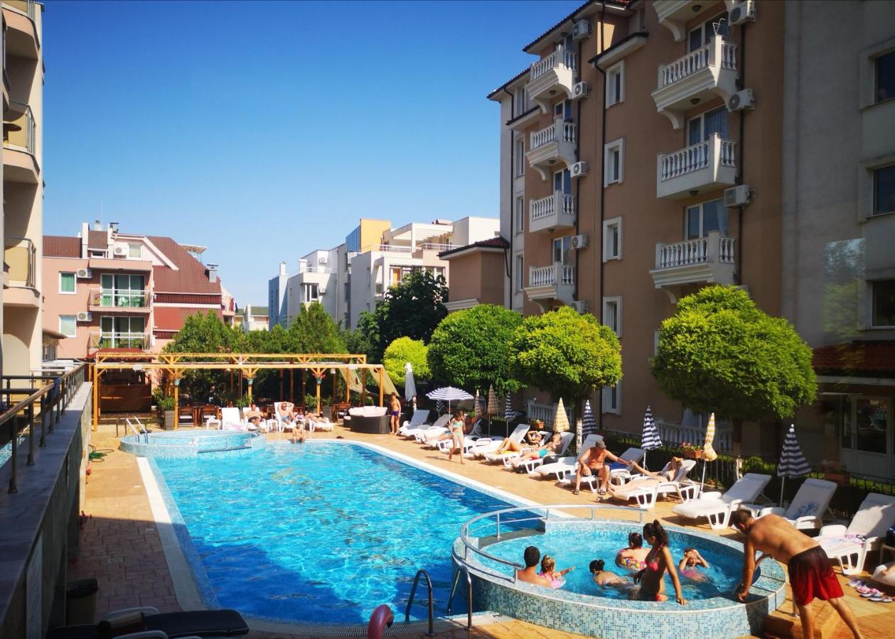 סבטי ולאס Tropics Hotel מראה חיצוני תמונה