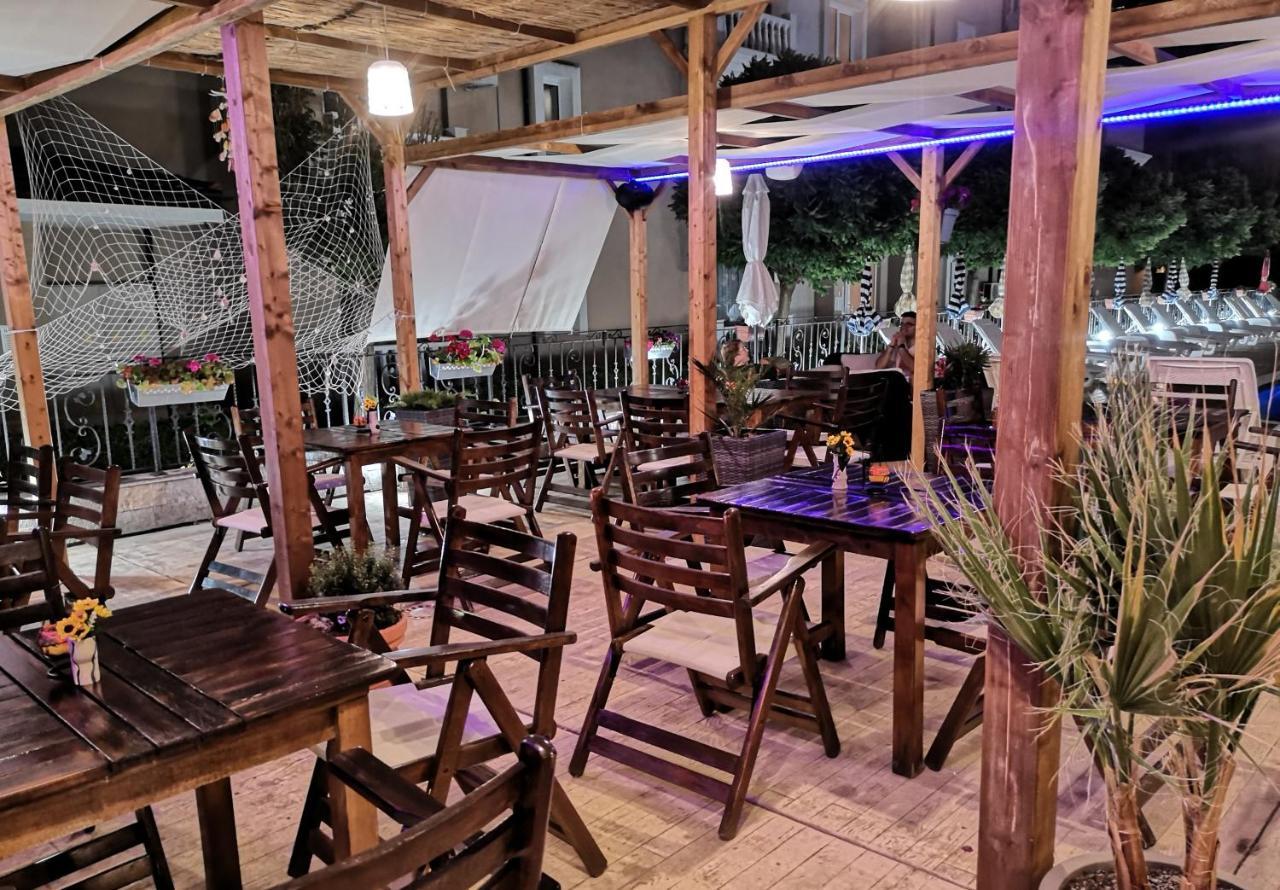 סבטי ולאס Tropics Hotel מראה חיצוני תמונה